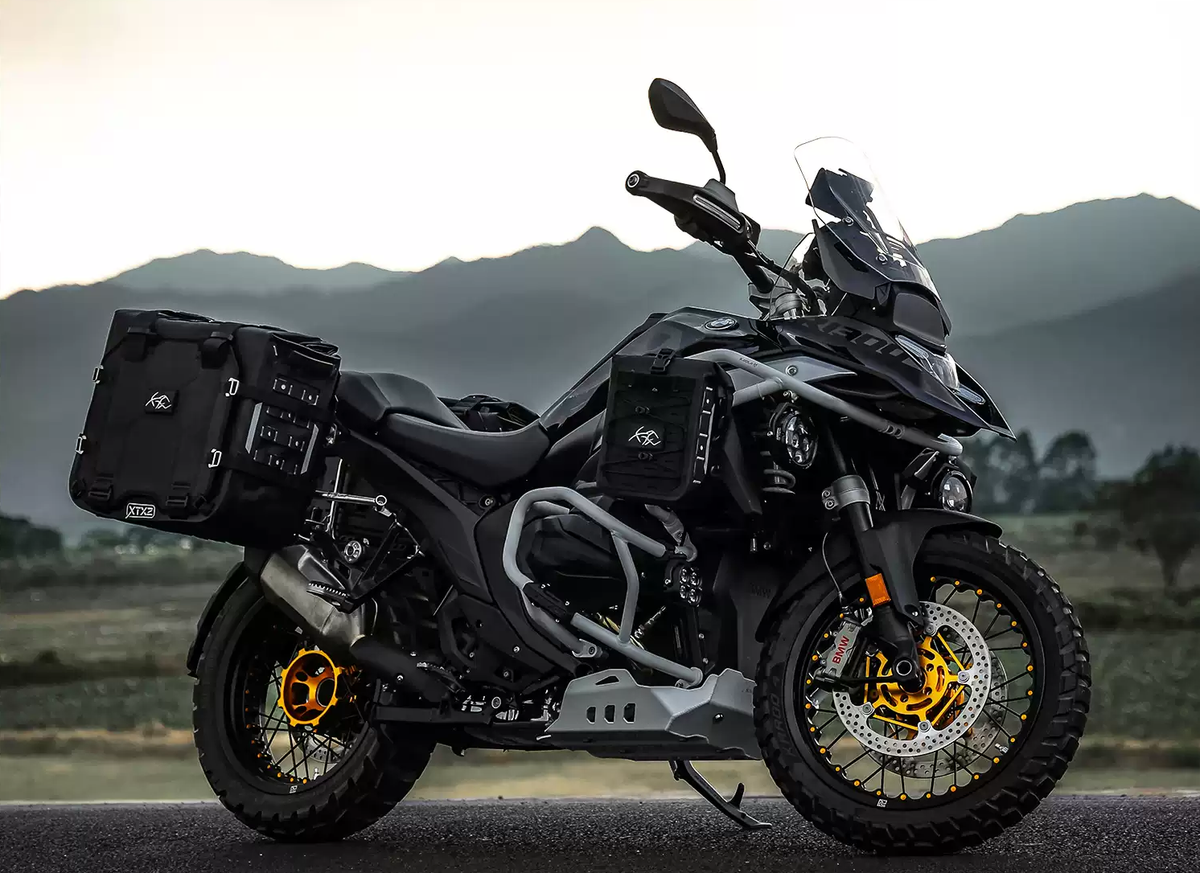 Valise semi-rigide XTXZ 42L+42L pour BMW R1300GS – vue 8