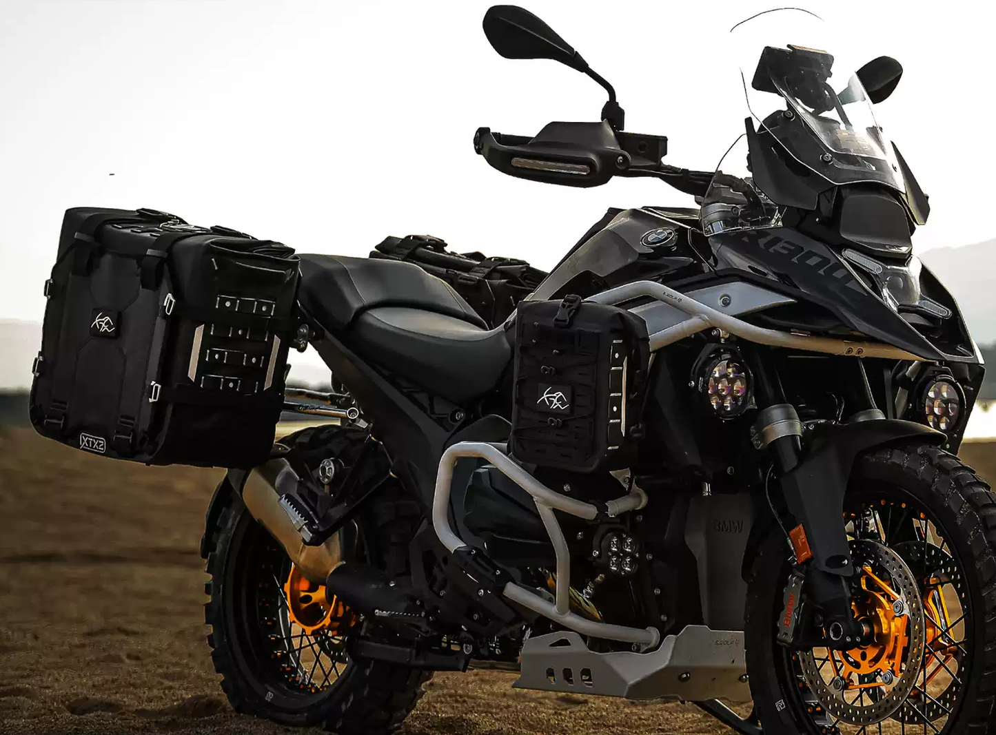 VALISE SEMI-RIGIDE 42L+42L BMW R1300GS